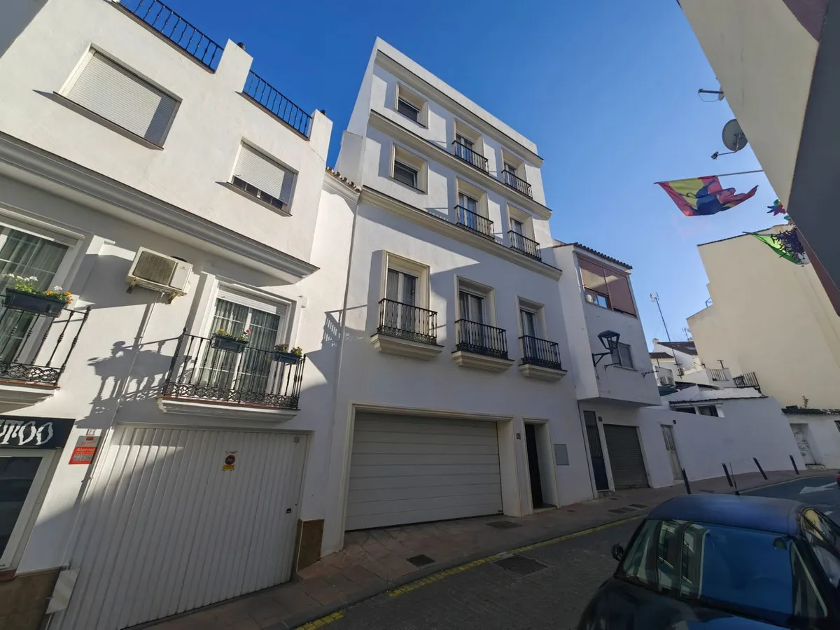 52667634-a2e6-4841-803e-037a370f6161