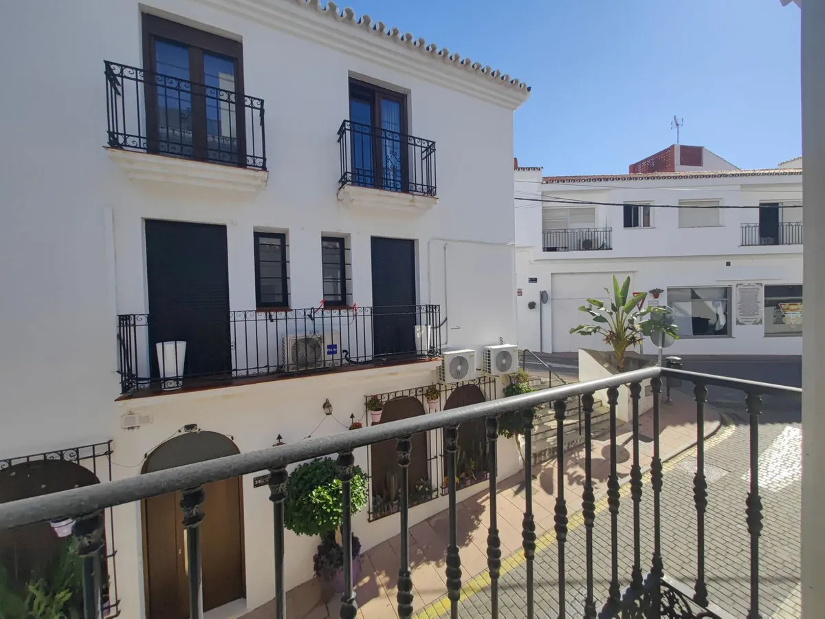 736e6fd6-ba1c-4d1d-8ecd-77fb9838159b