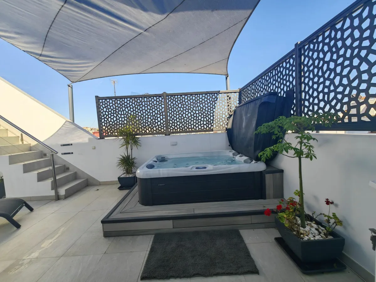 90338e8f-df63-49b9-b8fd-7620fa805d1c