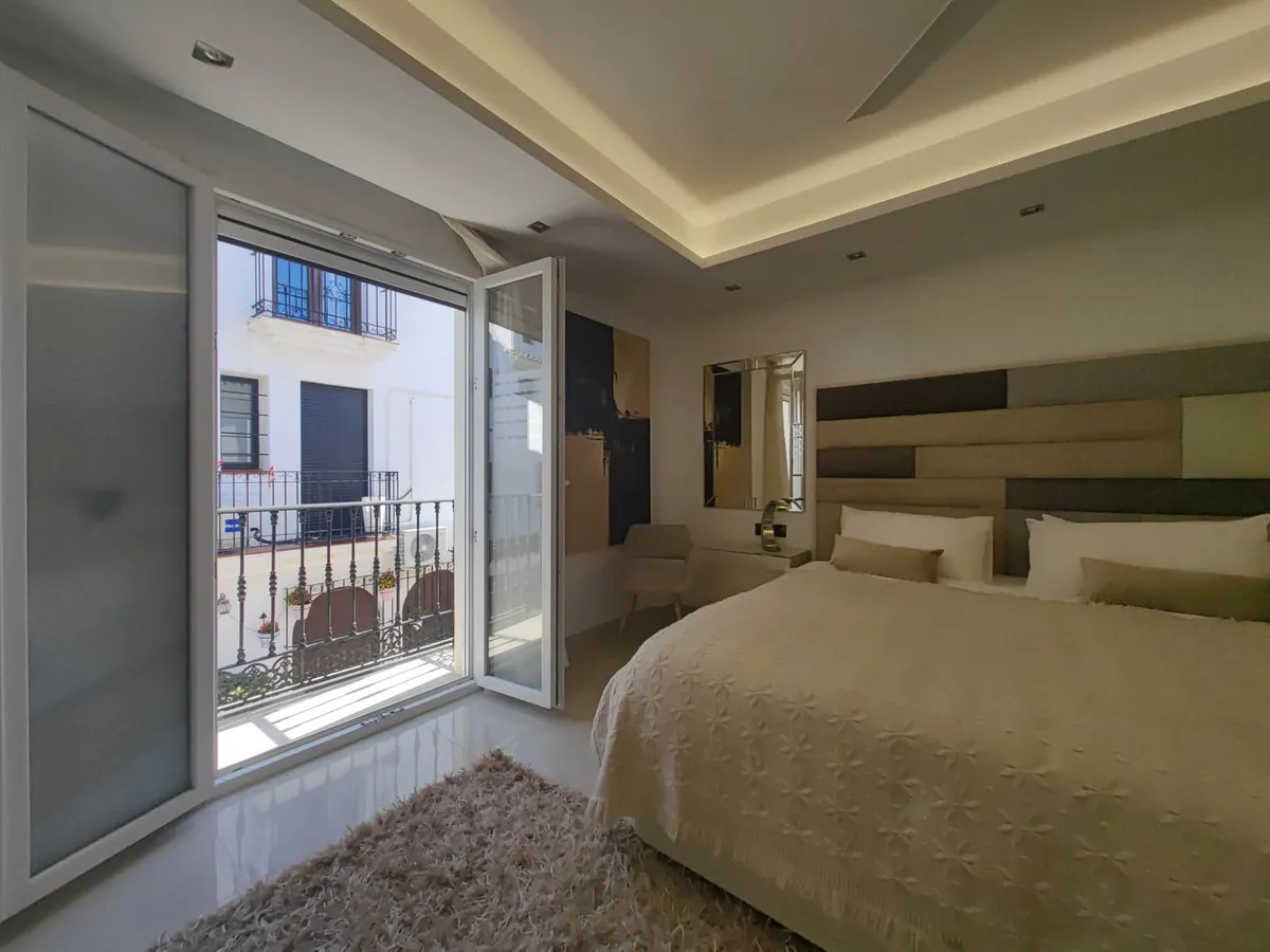 d3a7bdf9-412d-410a-8555-832466c690ee