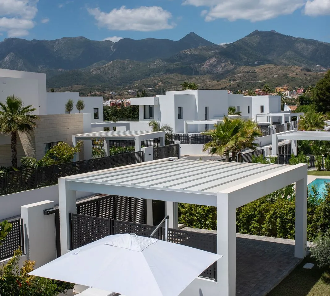 194dabbd-e334-4b1e-858c-7f9616643137