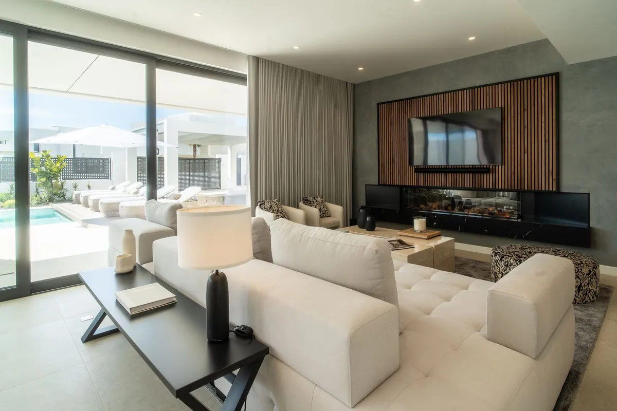 428295e6-f4ae-4d2b-a40d-d461149b341b