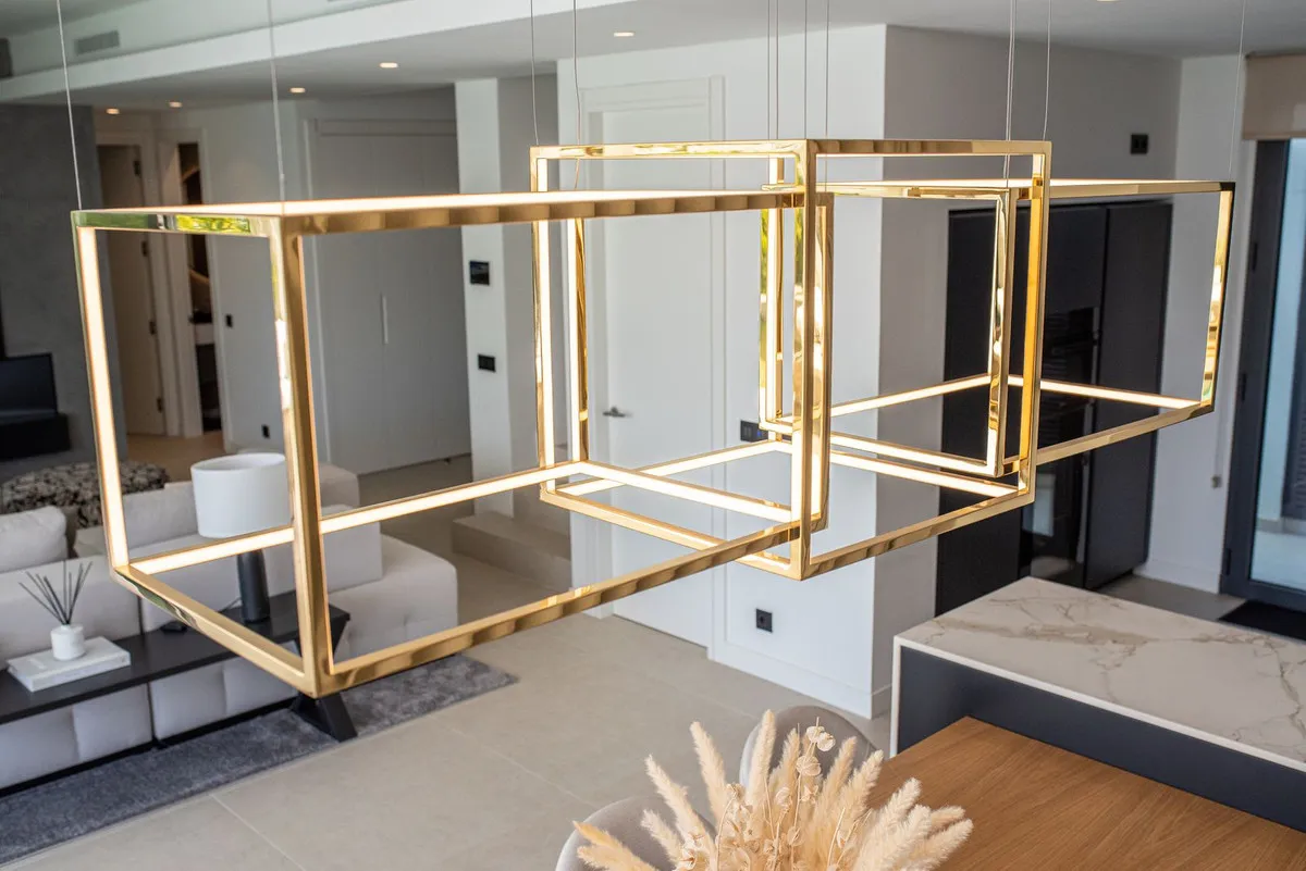 477ca541-9fa1-41d1-b427-92eefef76e67