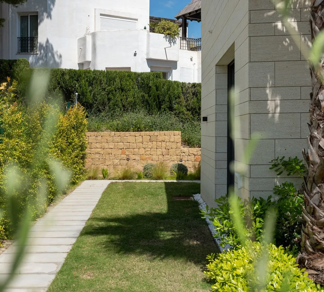 60c3058c-9efa-4928-859a-433276c98ac0