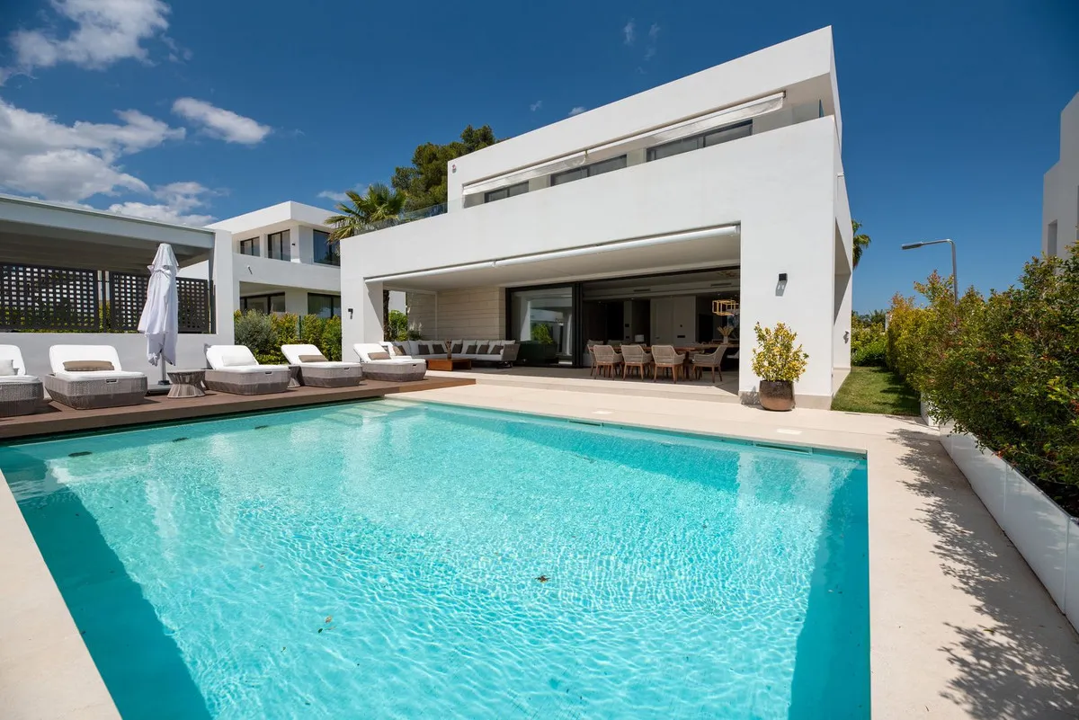 65cb2809-151f-4d6c-8a9c-cc64d73910ec