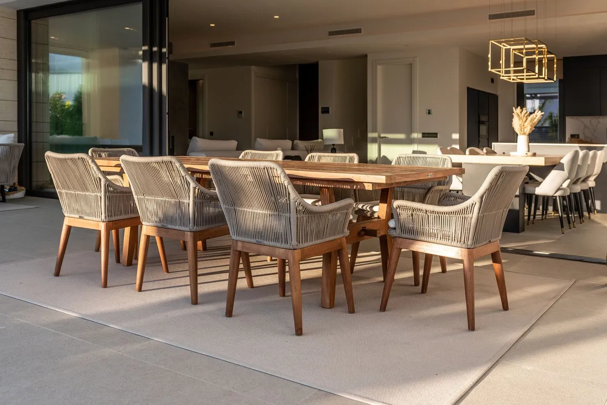 7f25a3c3-32e9-4030-aba1-28a88d7a874d