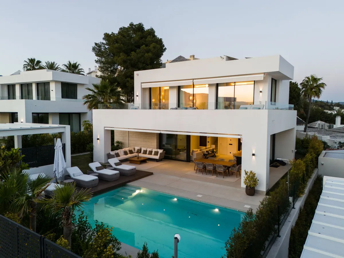 8951cd29-82a3-4b55-bb62-0f117302abff