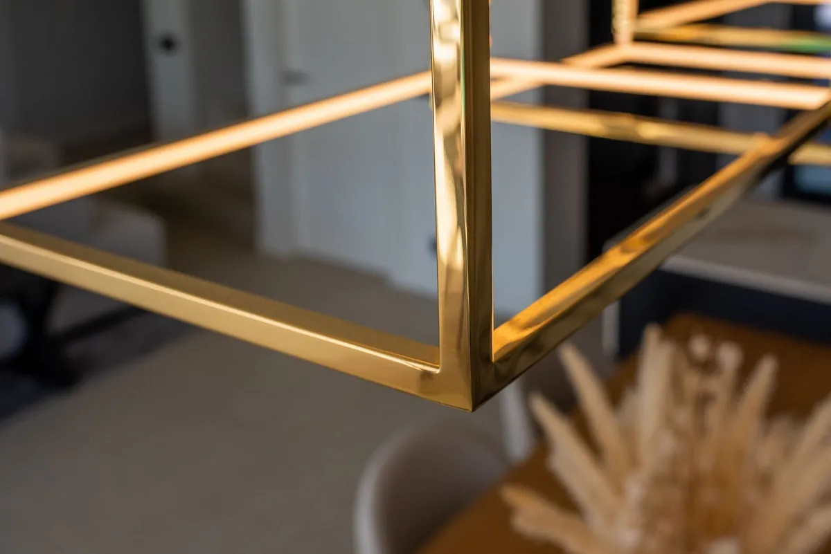 93dfafe7-7873-40bb-9e26-b105560bd2fb