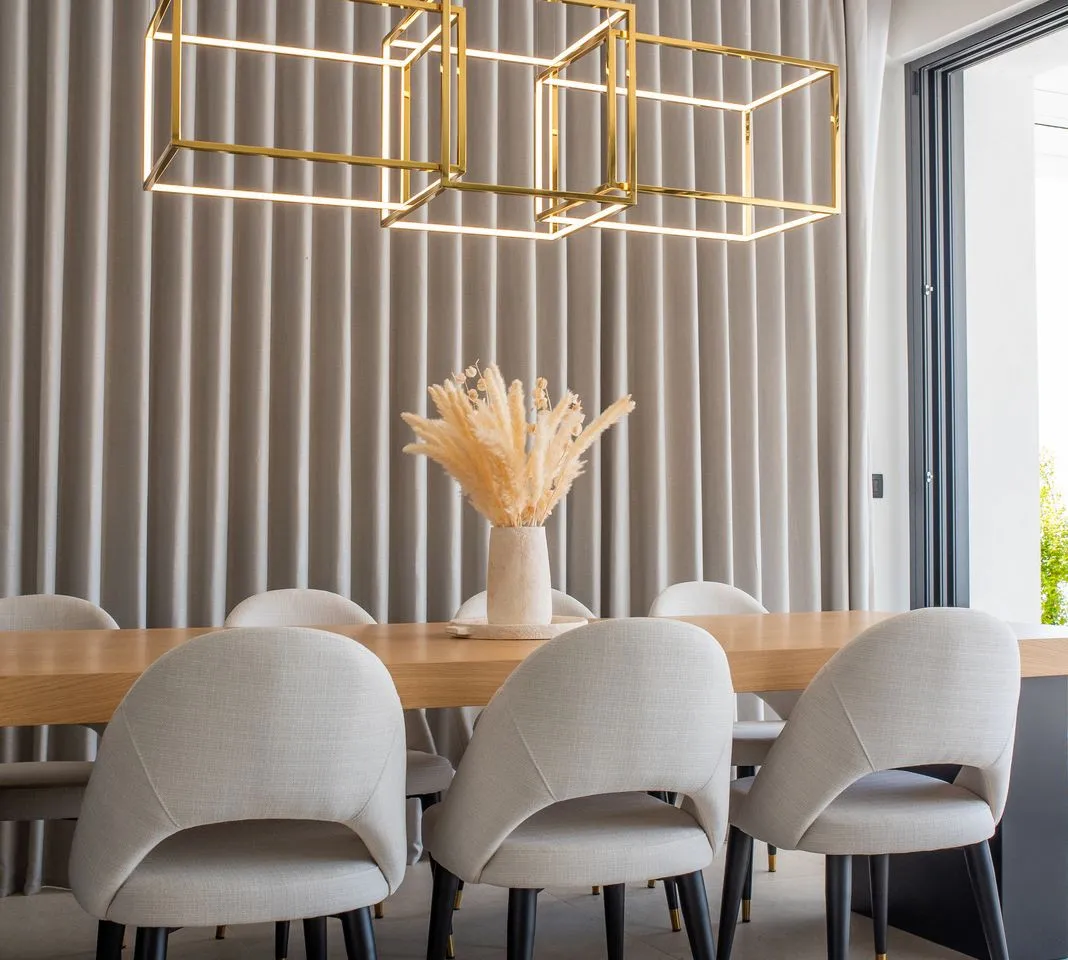 a6856304-21de-44ef-8f42-6455a9817c0e