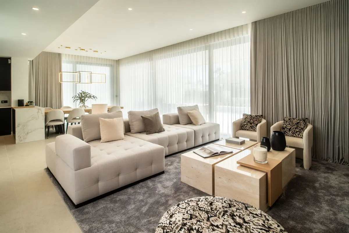 af1639d5-c6d8-450d-b5f5-a6438329182a