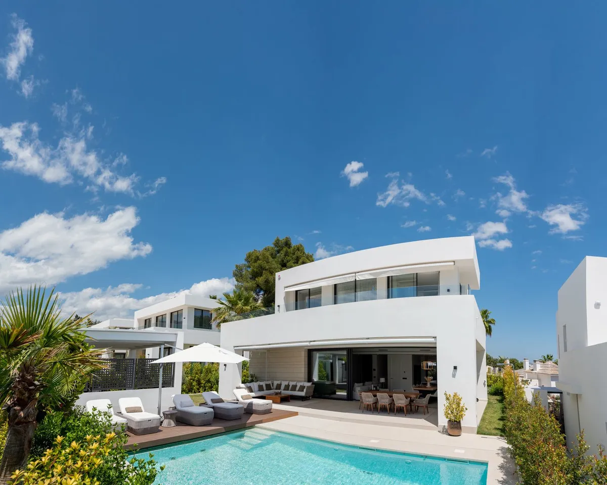 c37e3dfa-05b8-471c-ae2e-460c1c3ce274