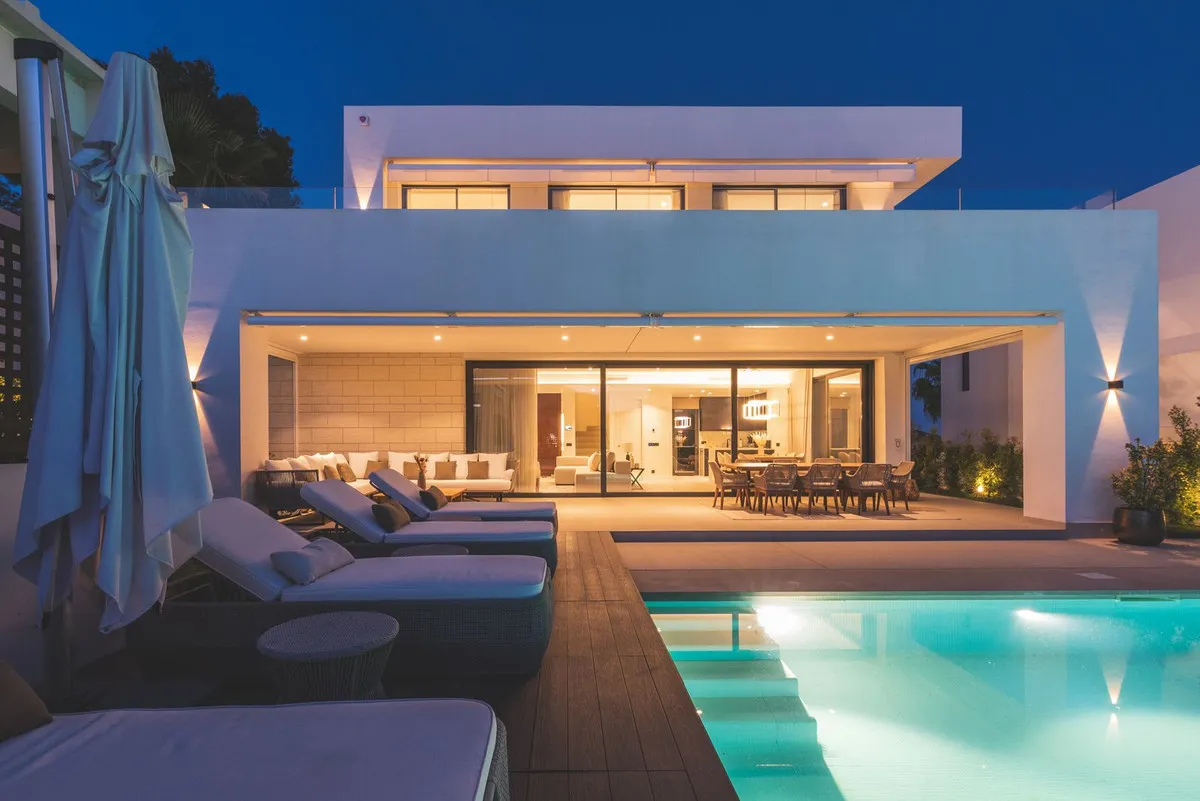 ca6e452e-49fa-4170-a2a6-86f71a0680b9