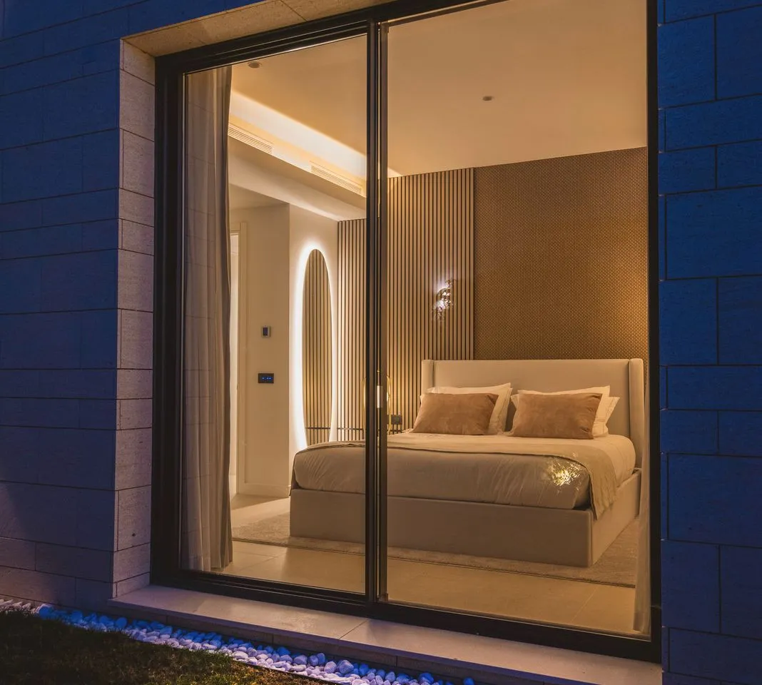 df61a63b-50bd-4166-94cb-71a3d4cd106b