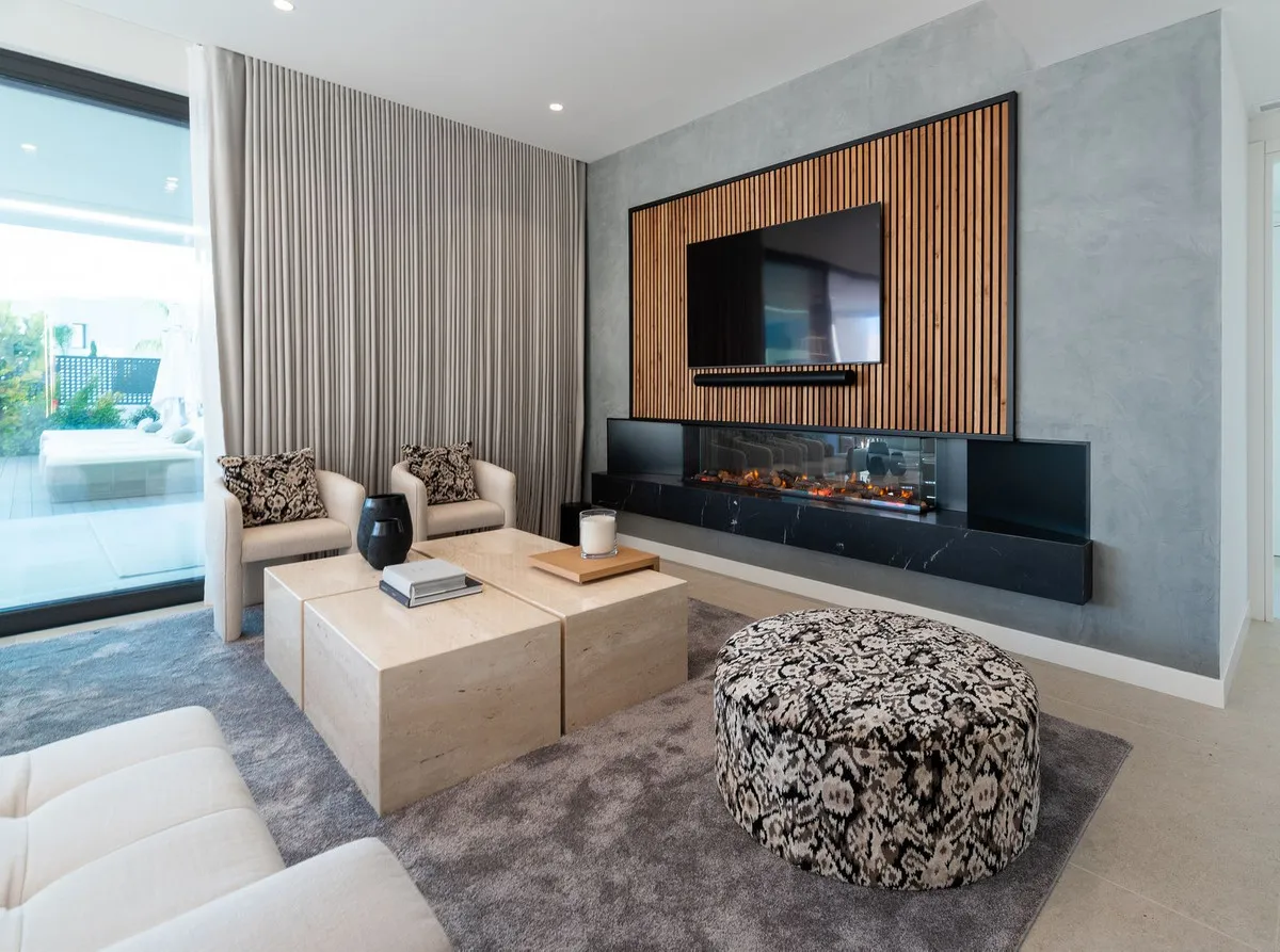 fcbbb973-6de8-4898-9779-1065ebbe45d6