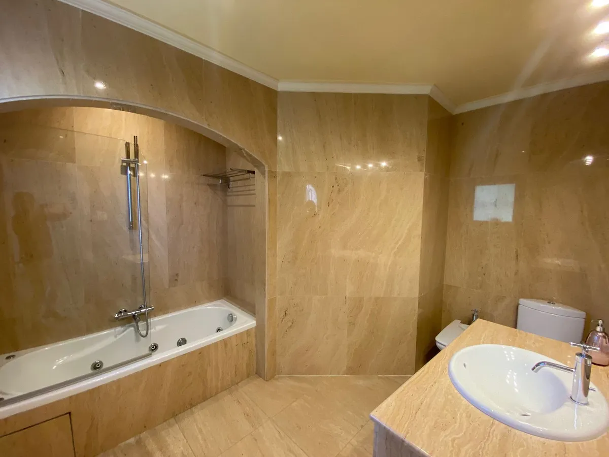 04dbfb24-23de-46f7-9933-5429940b0cd9