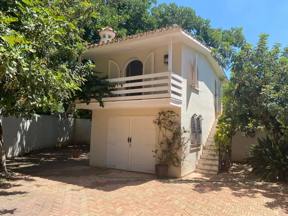 648e081c-ec87-4d3b-8342-45d039f0ec03