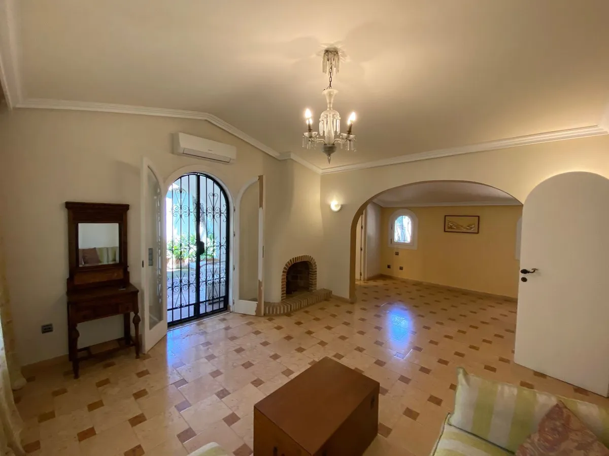 d6926937-614b-4b96-8ffa-b1f825307b18