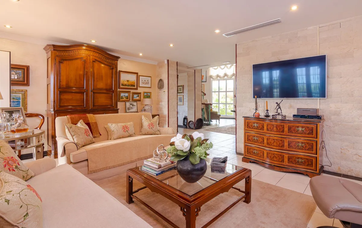 00614d21-d31f-4b36-9cbd-c73b9b3b8339