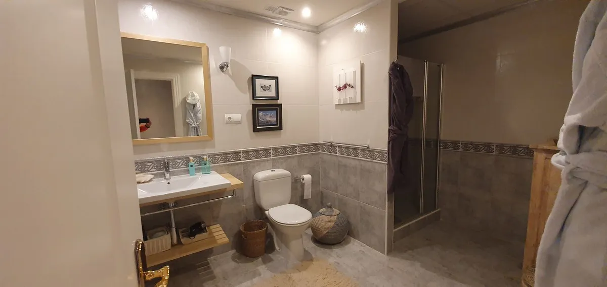 dfb89f02-a647-450c-9ece-11482890b5b8