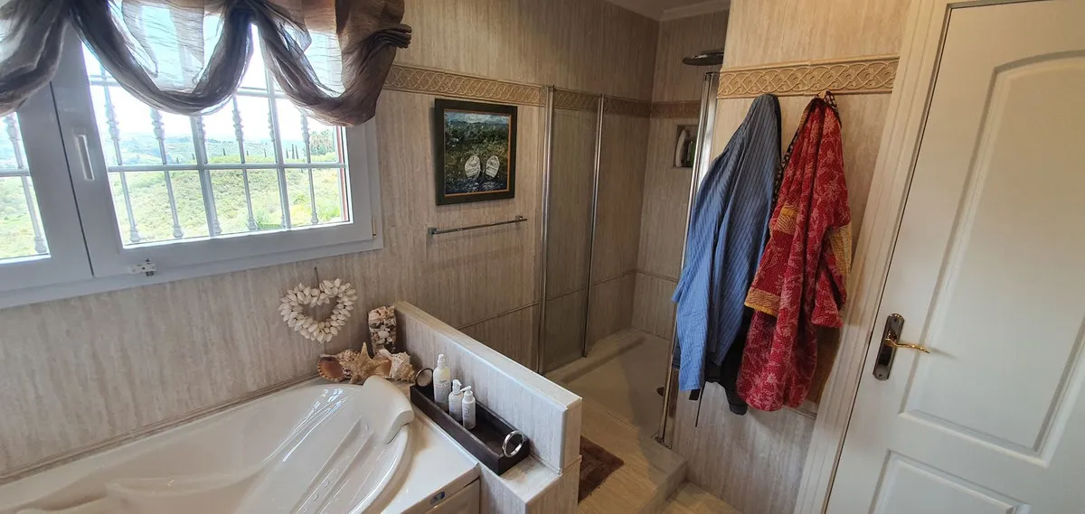 fb4599db-f673-4877-97c7-f2ff8a6f7c32