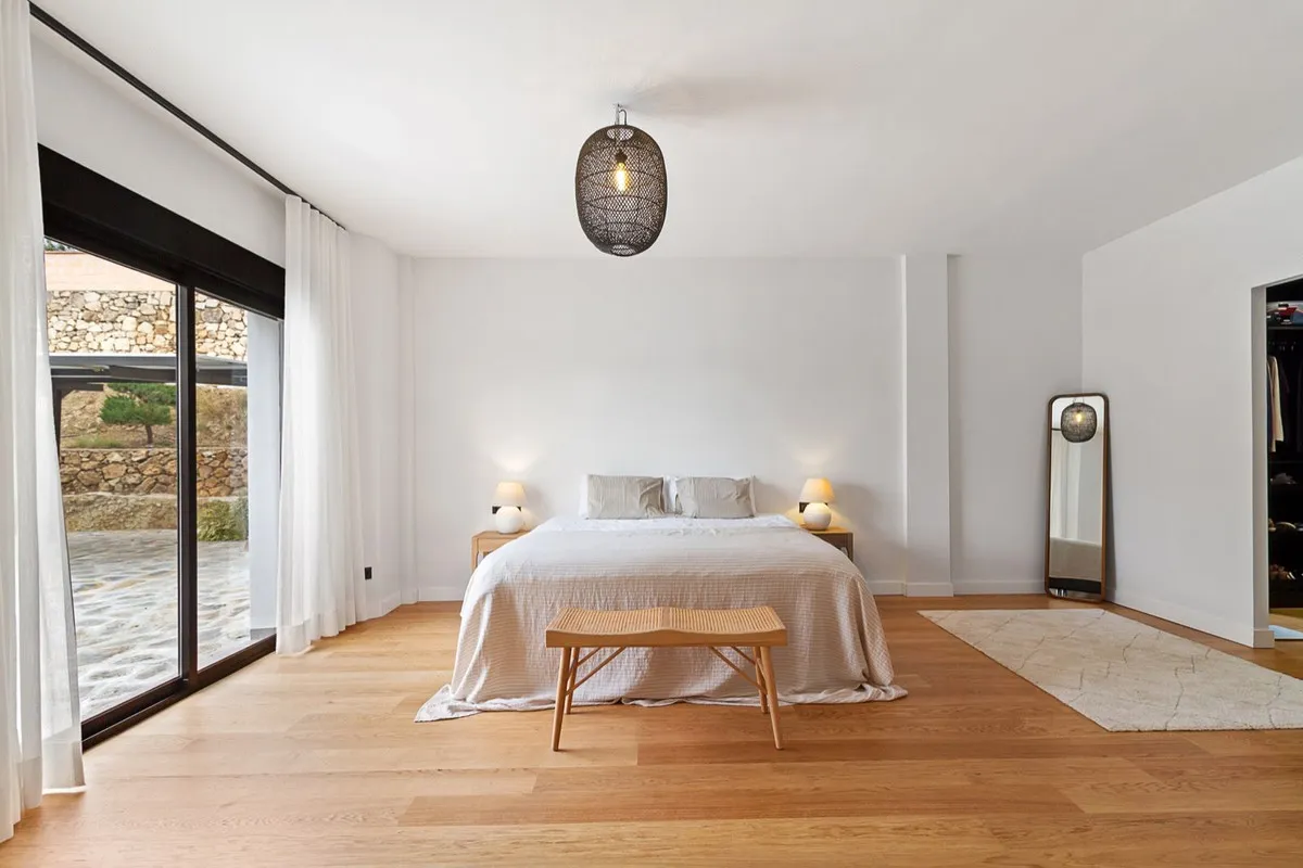 2408cb67-501a-4c44-8ea4-db9d15bccfe9