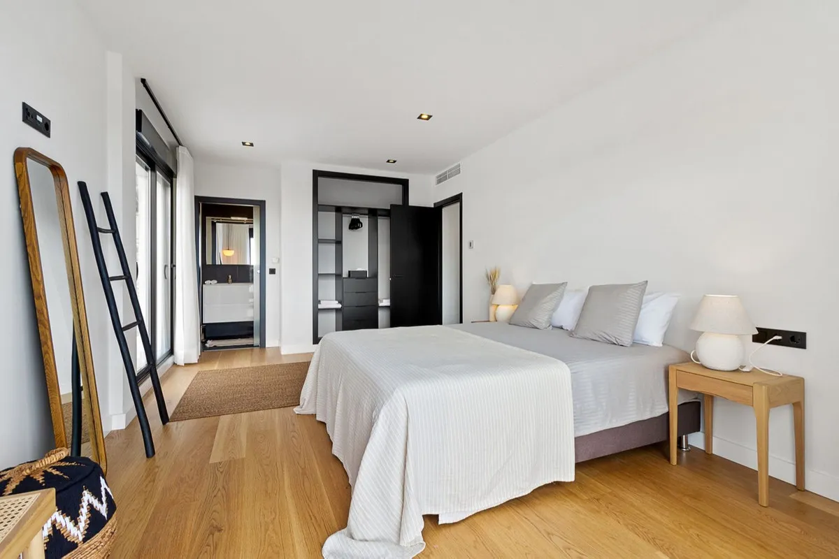 92053962-6621-4f27-aa46-65944b999f6e