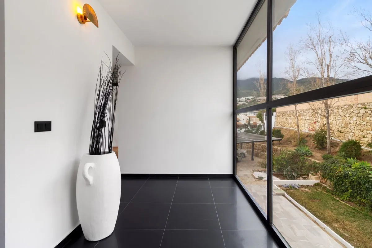 9b92f89f-e2bf-490f-92dd-f627ff5cae84