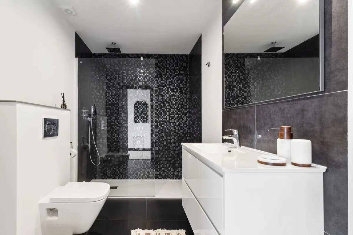 ee22fd79-9756-4a36-ad34-bff8338e615b