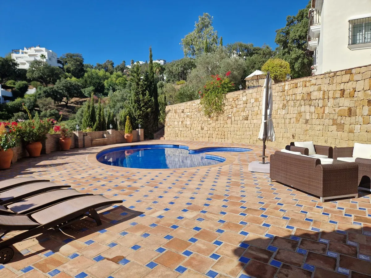 13b9a9c5-5cf6-4277-8802-b8860bb11454