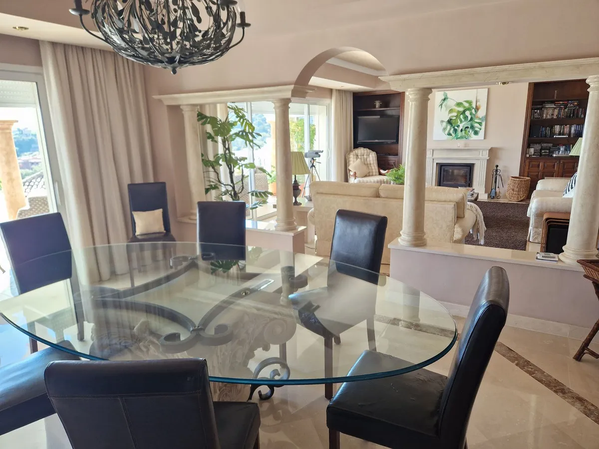 49e1205f-687b-495b-920d-e7194c2e509f