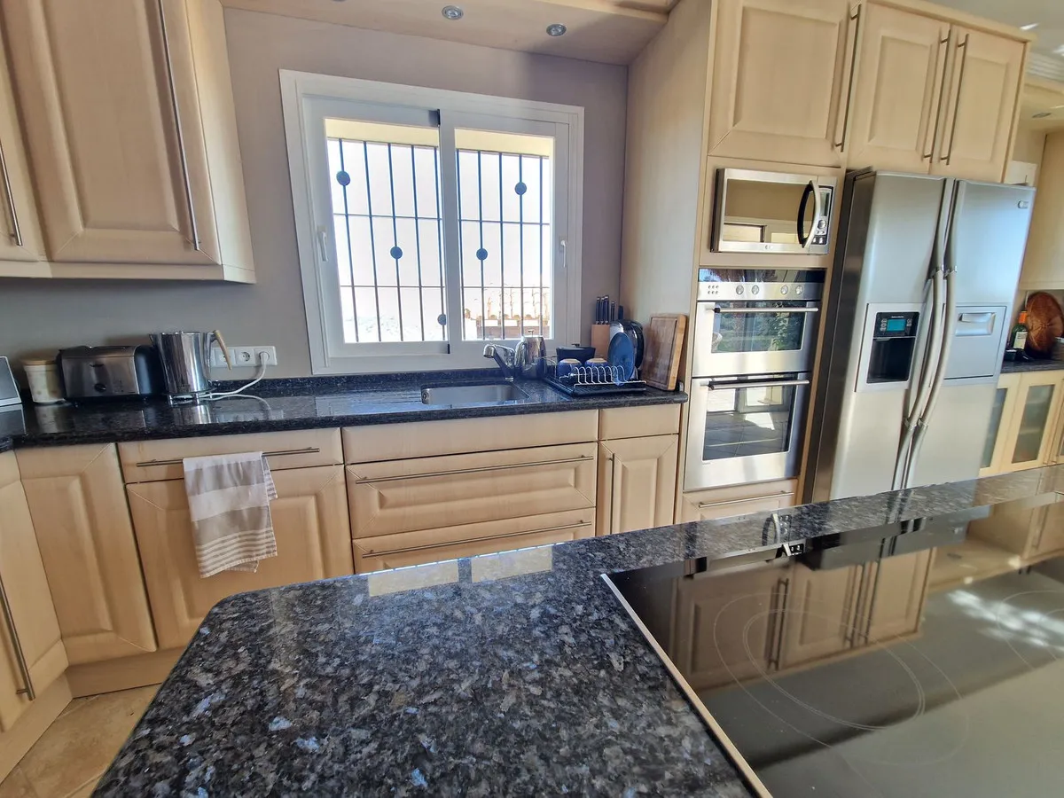 91f6f7cb-b137-4a03-9624-9e300bf0dbc6