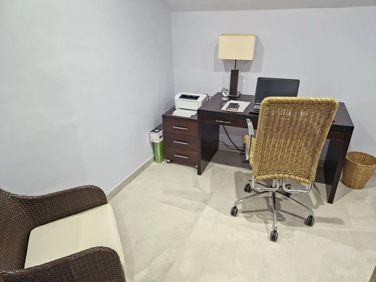 b2a81c59-8cd3-45ea-82b1-7841ca9202a9