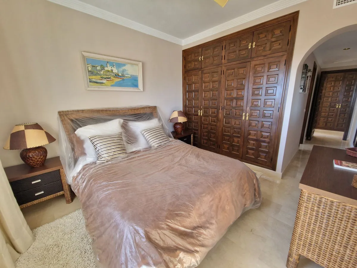 c4e4e2bb-080c-4d48-bc73-90774e18dccd