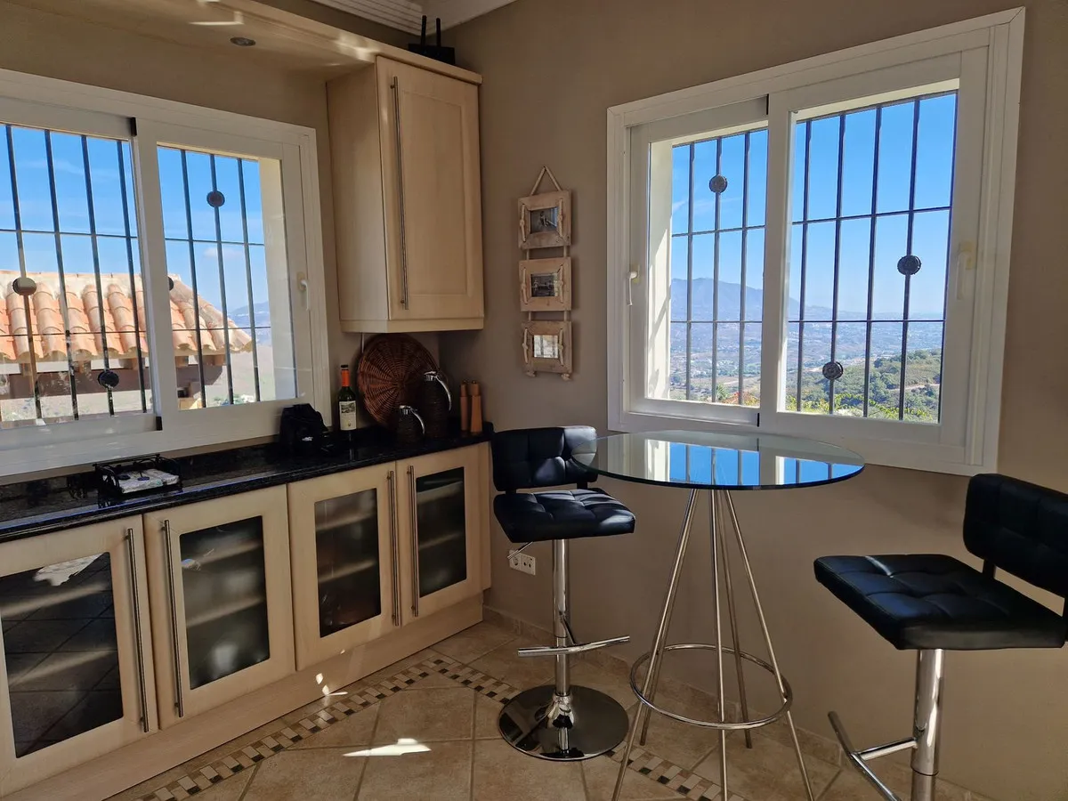 fd1c3b35-e59b-4b2a-b720-9d9af1c06f65