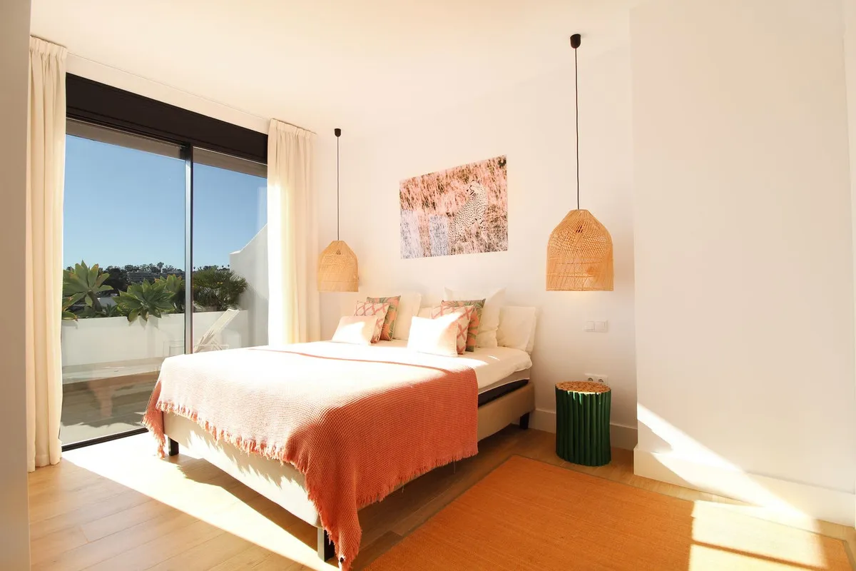 27517faf-8c8a-4f1f-8aff-c928c95c4088