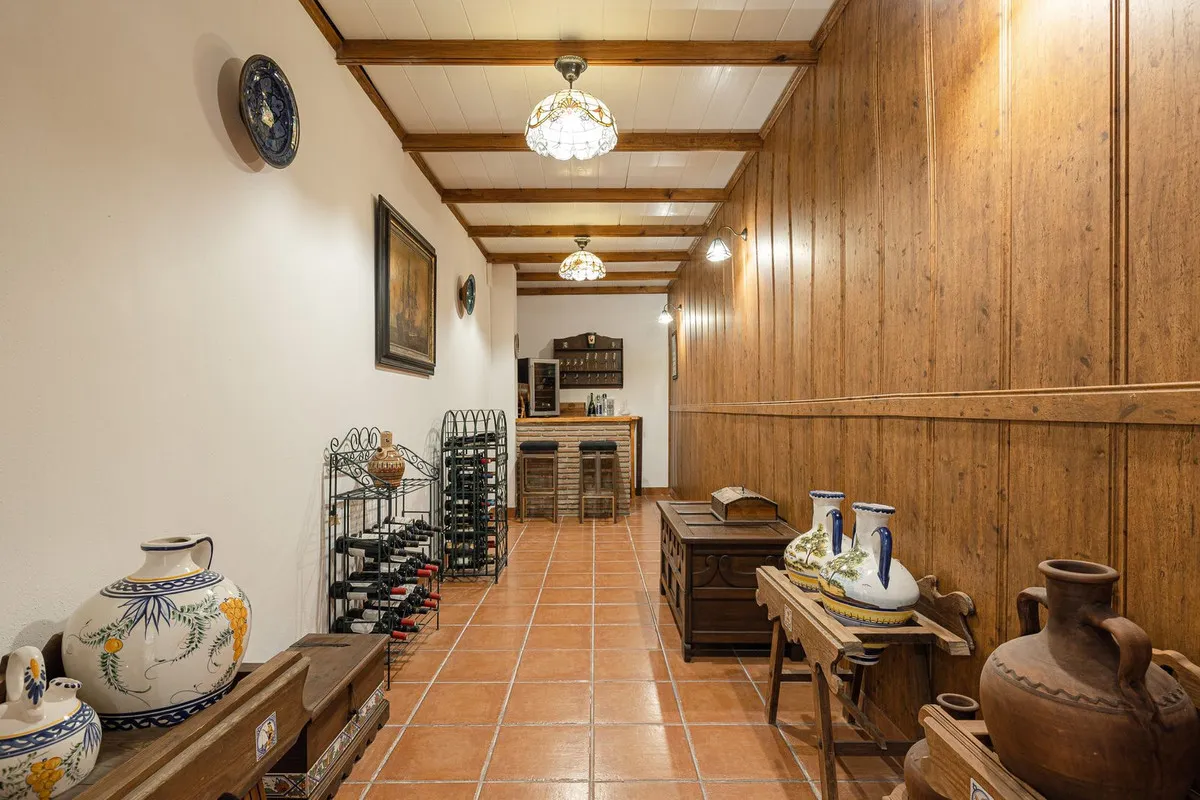 d9cc9a4f-a222-4866-9b37-30cf00617e18