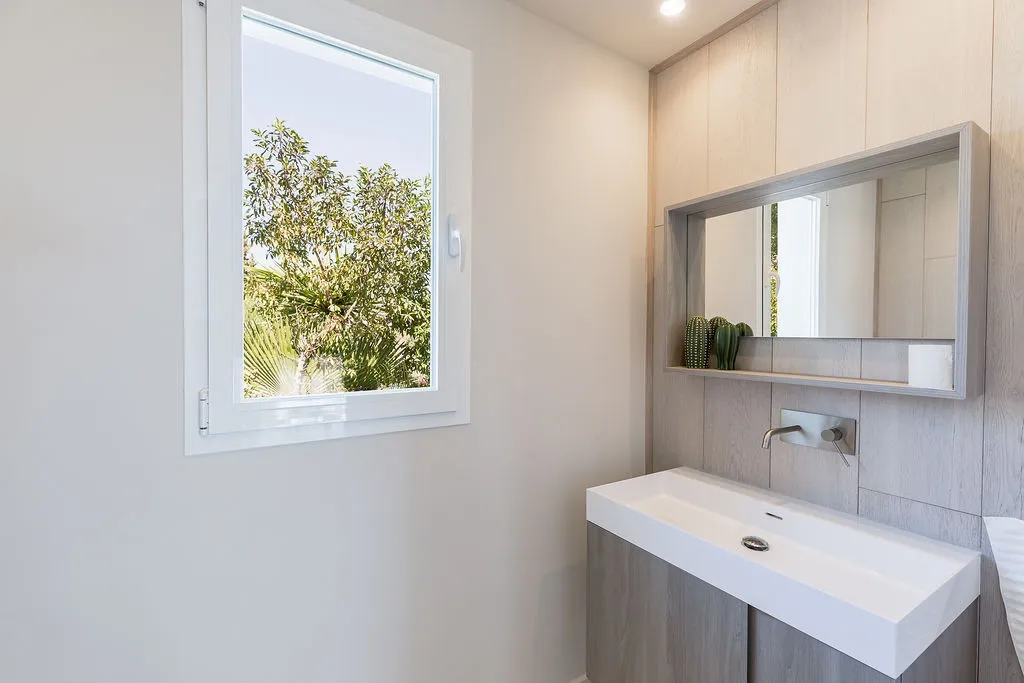 a25ddd9e-3314-4504-9aed-e674d6df629b