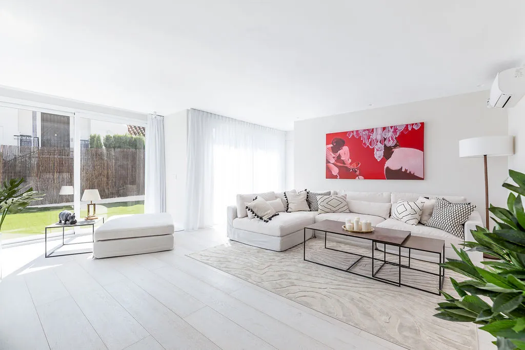 e0be3494-8071-4255-8625-405bf003596e