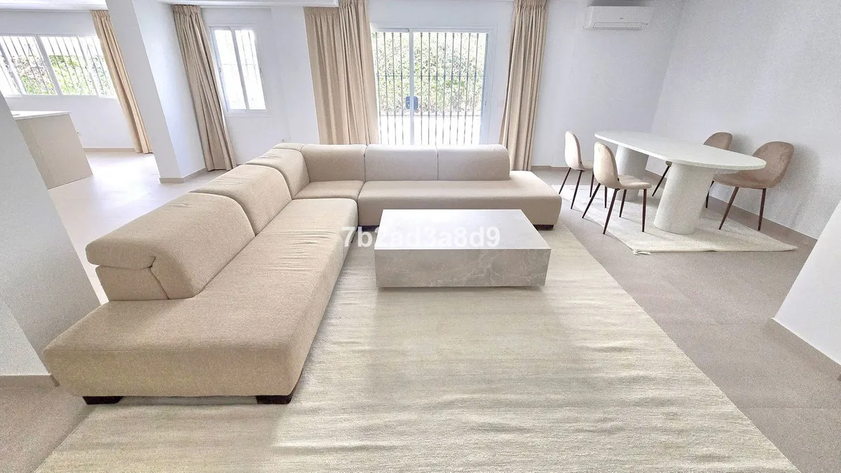 3b9b18bf-976a-4152-812d-30e8ba6857f0