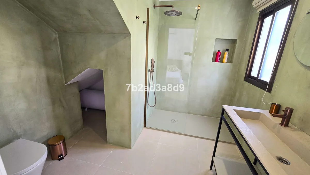 639f6a69-c275-48e1-b090-ef7fe651220b