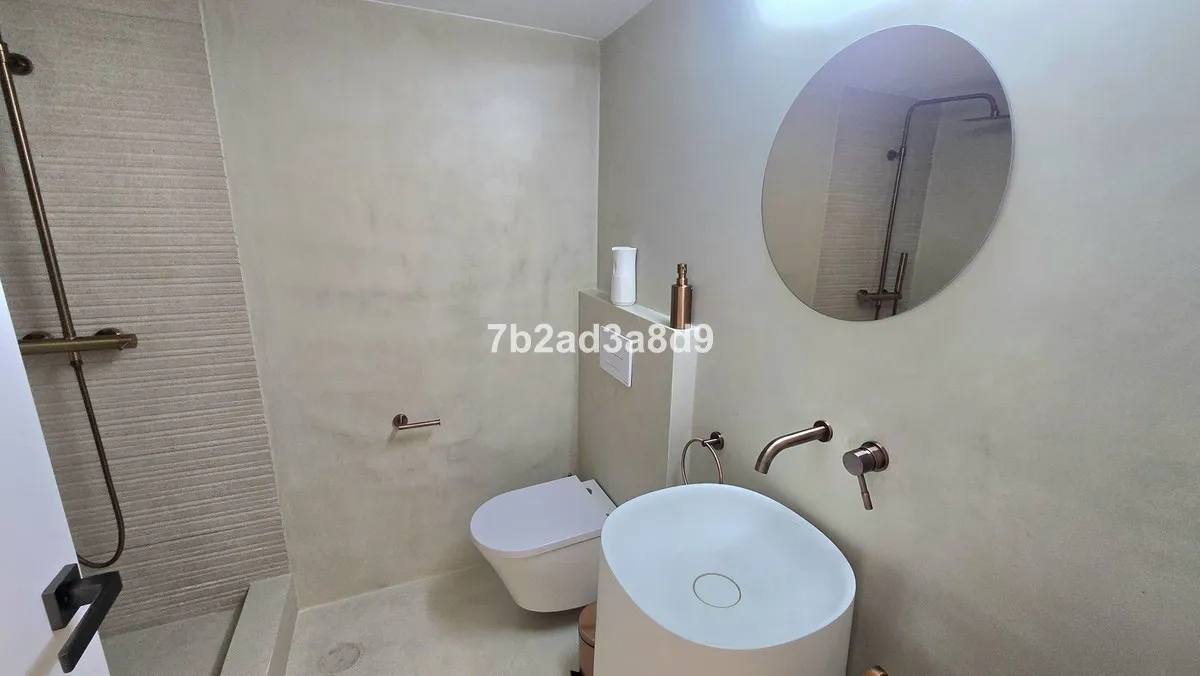 6f151bba-9289-439d-b659-cff46b8a142e