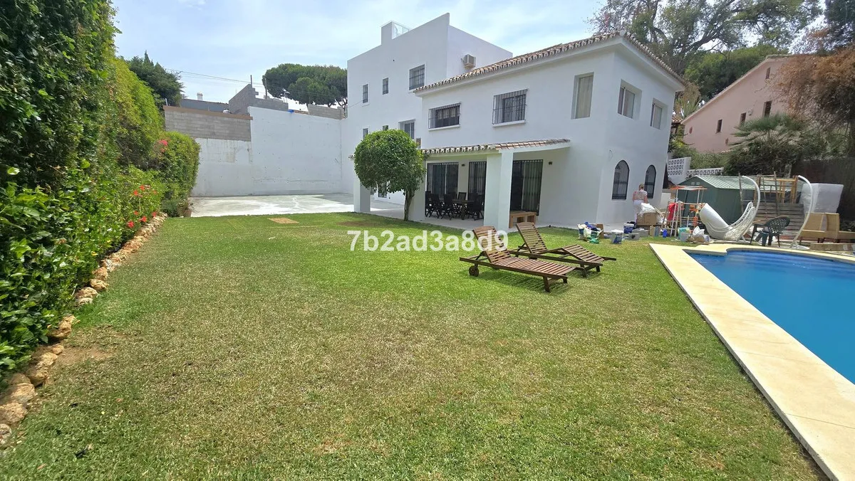 8169f0a2-e4ae-4fe6-bb82-e7fba3091fd3