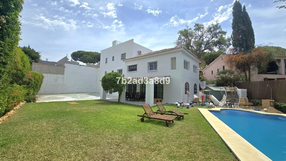 8779b6b7-c2cb-4acb-a88e-0130b3b113e2