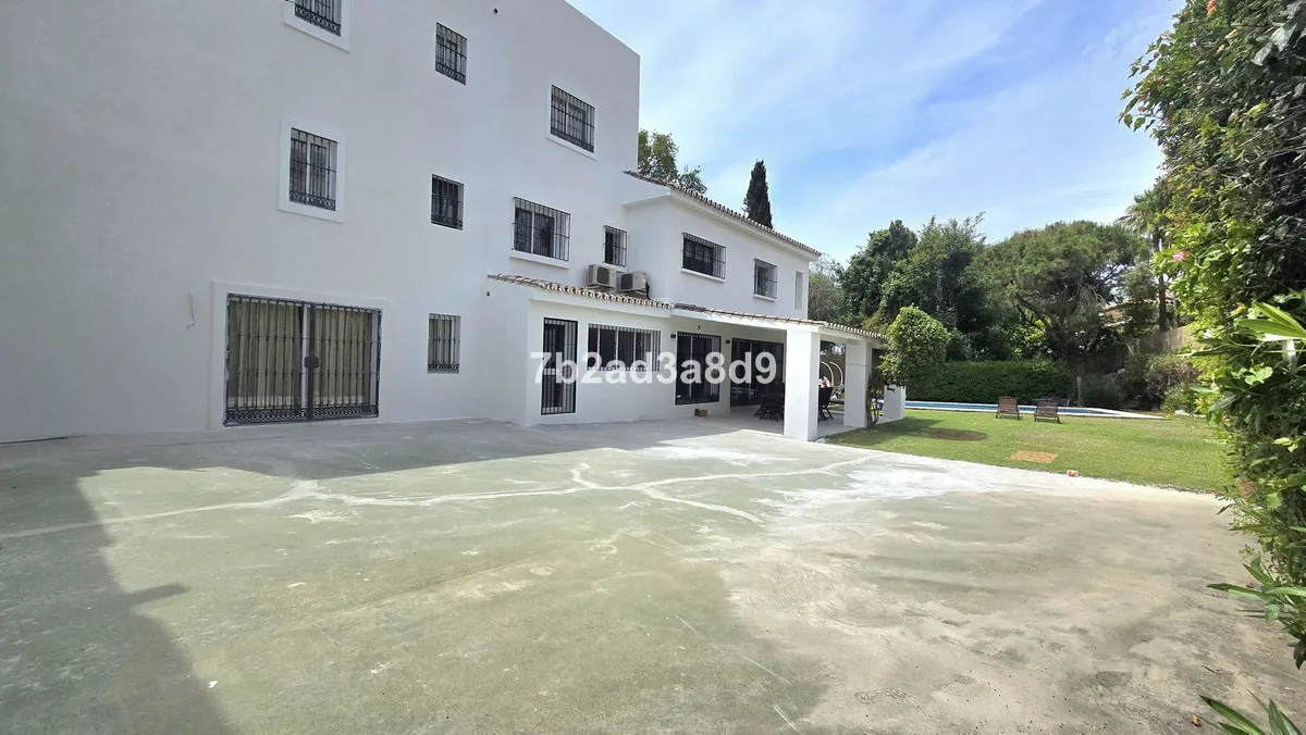 f77267e3-0a81-4016-b299-8a53afe75e81