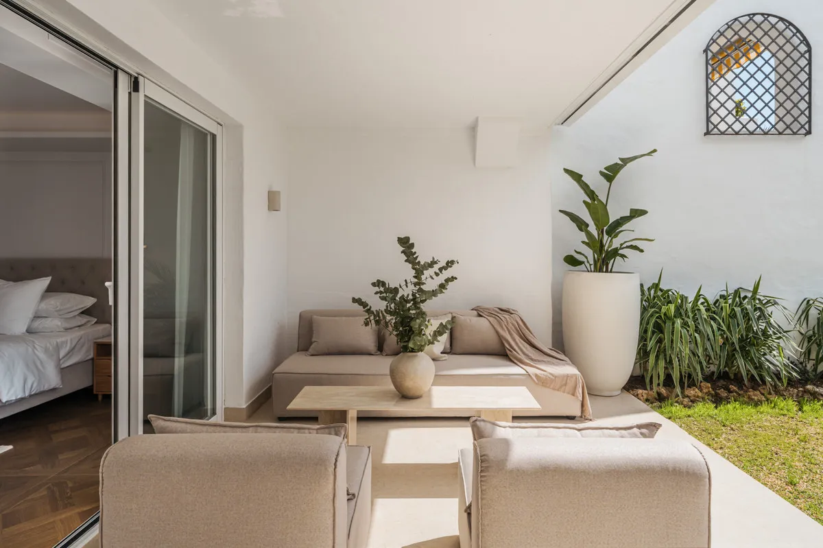 ff01113b-226e-4eba-b97b-230470756ad1