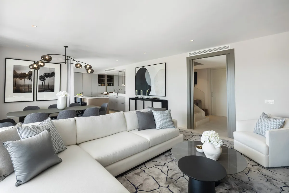 0bb8ec59-0075-4d7d-9c10-8b2e434bb72d