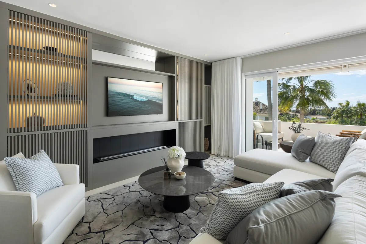 3b7ddb70-f938-4831-9084-b957bf9e2454