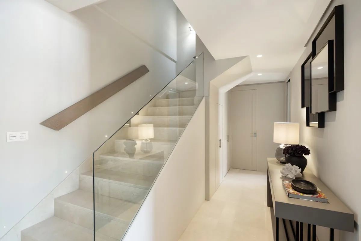 f5f8edd6-34fd-4297-b40f-bc1b38bd2468