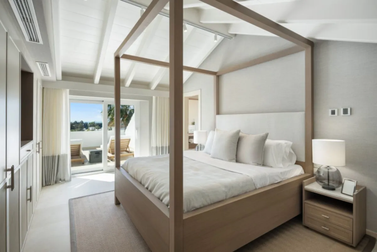 8ca0920b-8b30-41be-91f3-651b7c4a51c2