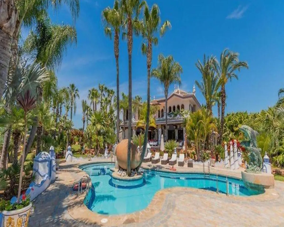 8ed1f33a-56f5-4ff7-8dda-47085e0274e2